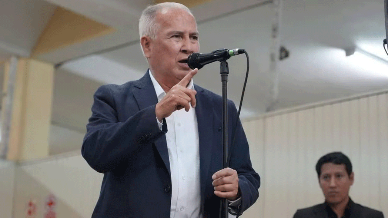 Ahora Nación apoya a  Roberto Sánchez con voto crítico