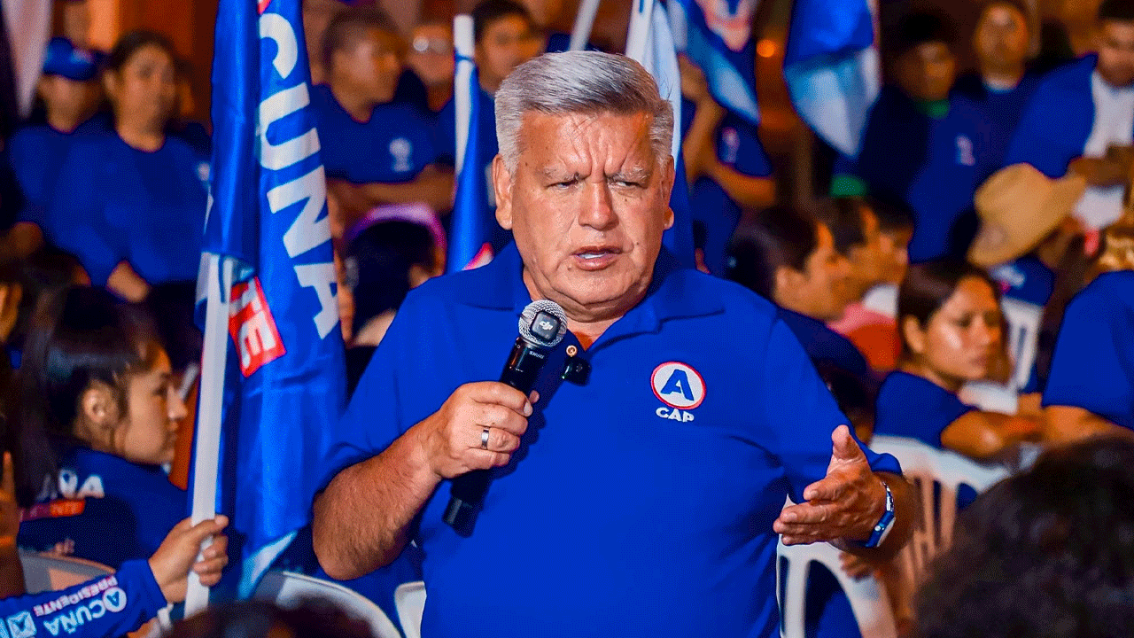 César Acuña responde a informe de Contraloría y lanza reto: “Si prueban corrupción, renuncio”