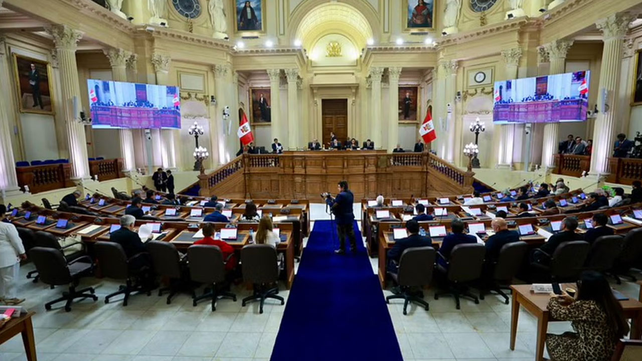 Senado debatirá este miércoles facultades legislativas al Ejecutivo con 27 puntos en agenda