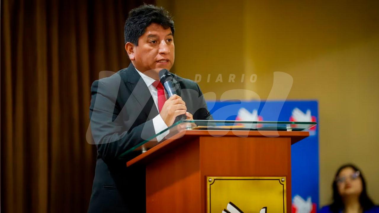 Josué Gutiérrez se disculpa por declaraciones sobre cierre del Congreso