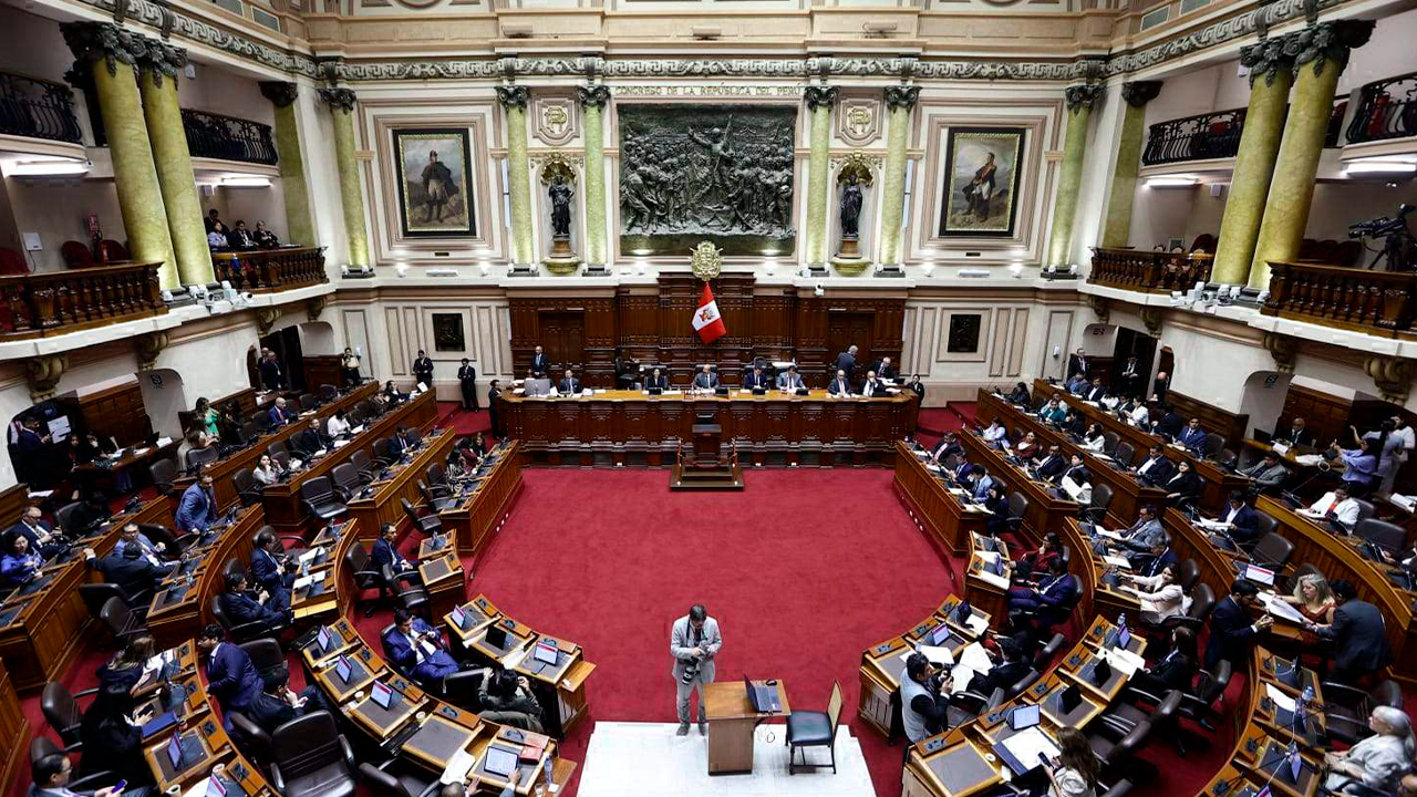 Diputados aprueban eliminar Colegio de Artistas del Perú por unanimidad