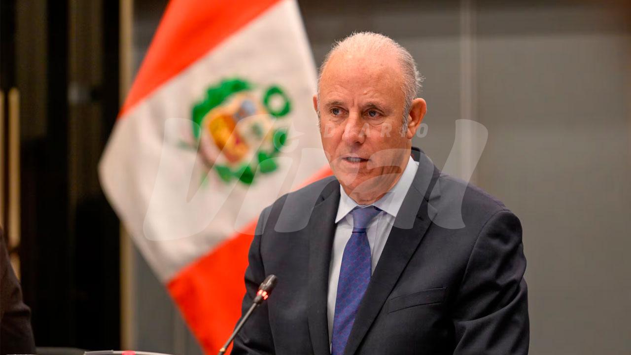Perú postula a excanciller de Dina Boluarte  para dirigir OIT
