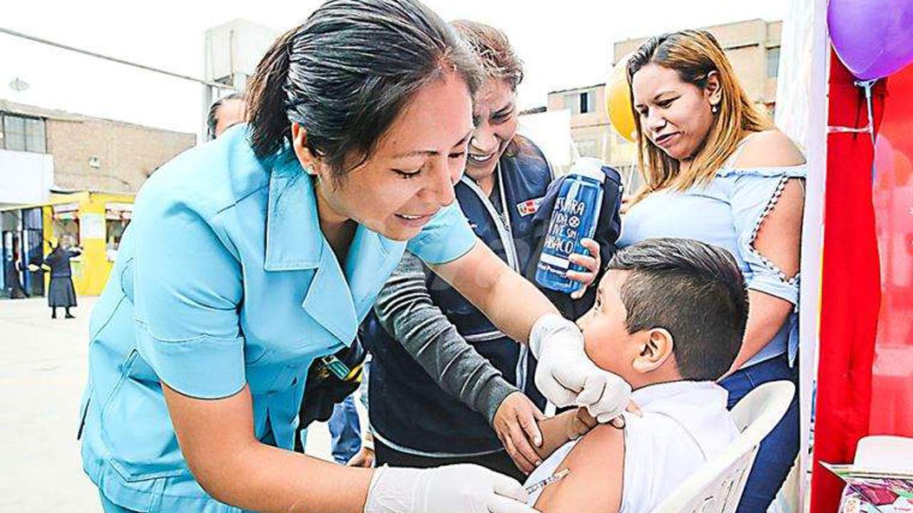 Arequipa registra 190 casos de sarampión en menores y piden reforzar la vacunación escolar