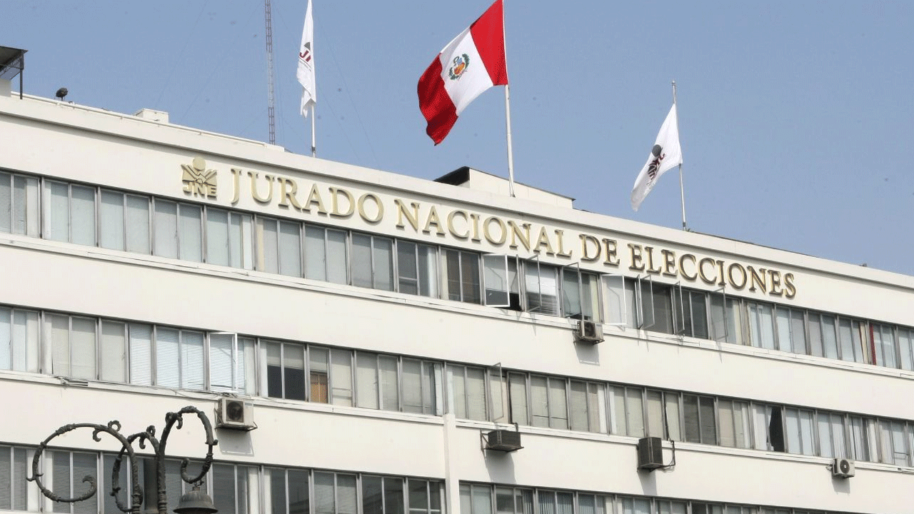 Gunther Gonzales afirma que pleno del JNE no conocía denuncia contra Piero Corvetto