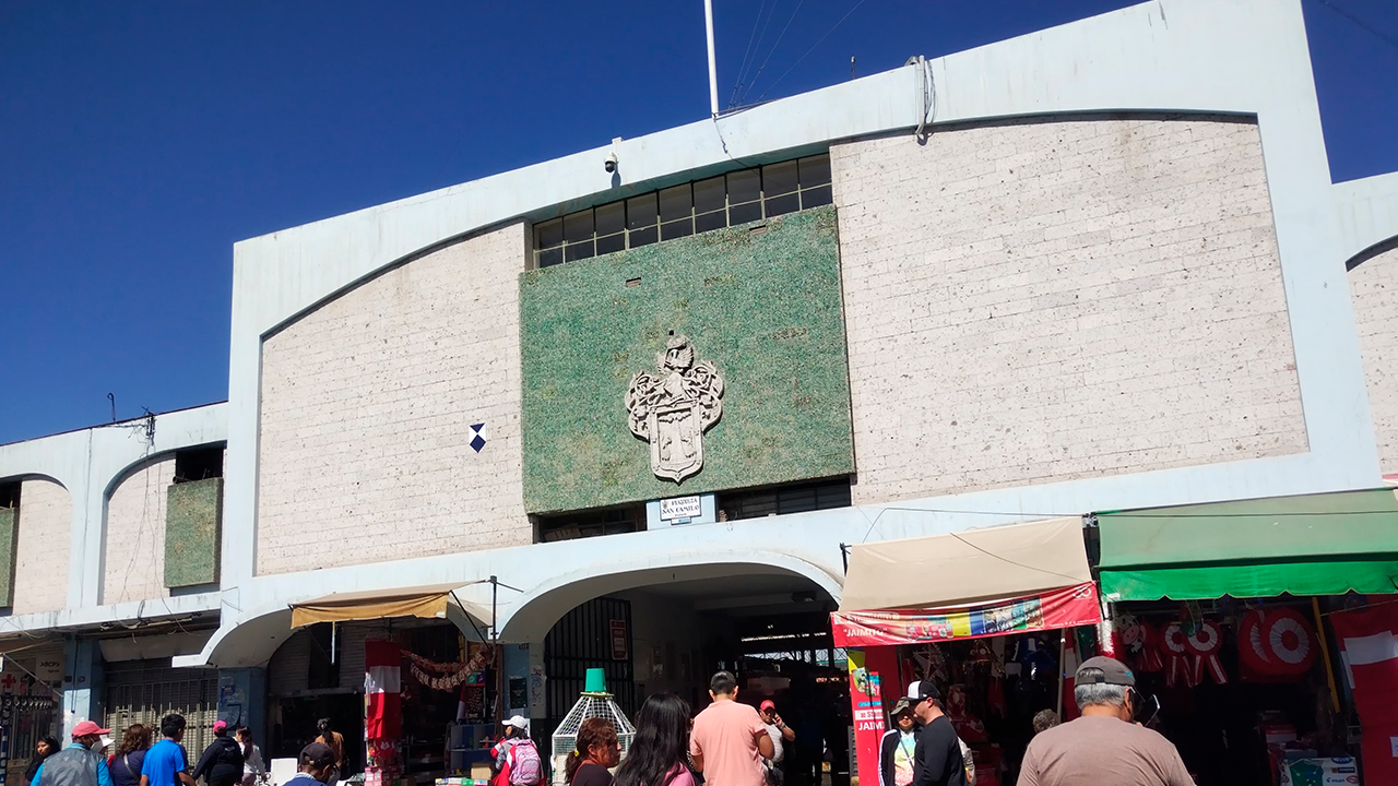 Comerciantes de San Camilo denuncian abandono del mercado por parte de la MPA