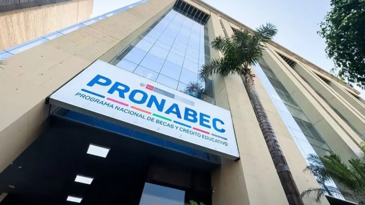 Pronabec endurece requisitos para conservar becas financiadas por el Estado