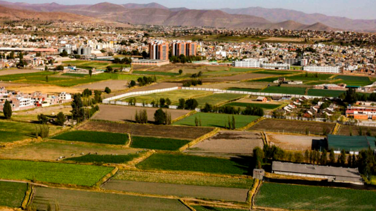 Exjefe del PDM alerta que Arequipa podría ‘premiar’ invasiones en zonas agrícolas y de riesgo