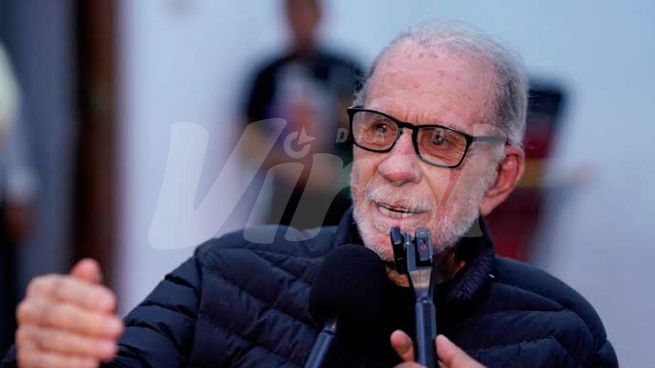 Ricardo Belmont se distancia de censura contra ministro Cesar Astudillo
