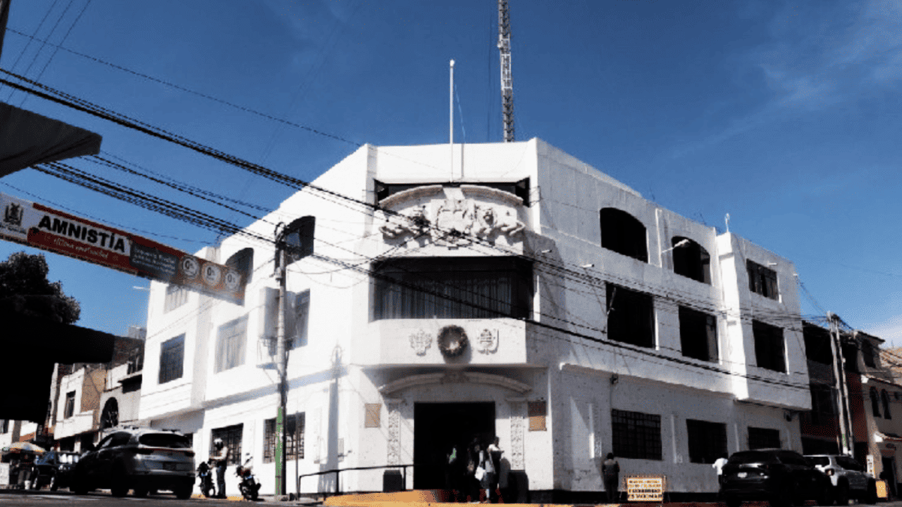 Contraloría advierte perjuicio económico por expediente vial deficiente en Cerro Colorado