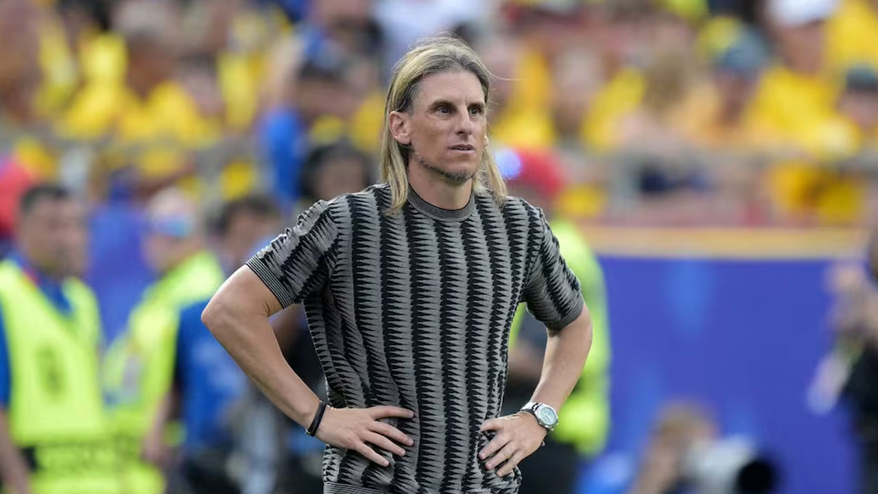 Beccacece deja Ecuador tras la eliminación del Mundial 2026