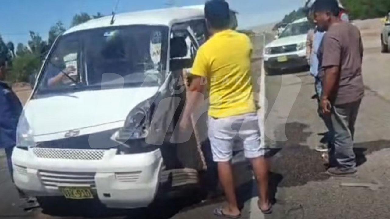 Majes: choque entre combi y auto deja tres heridos
