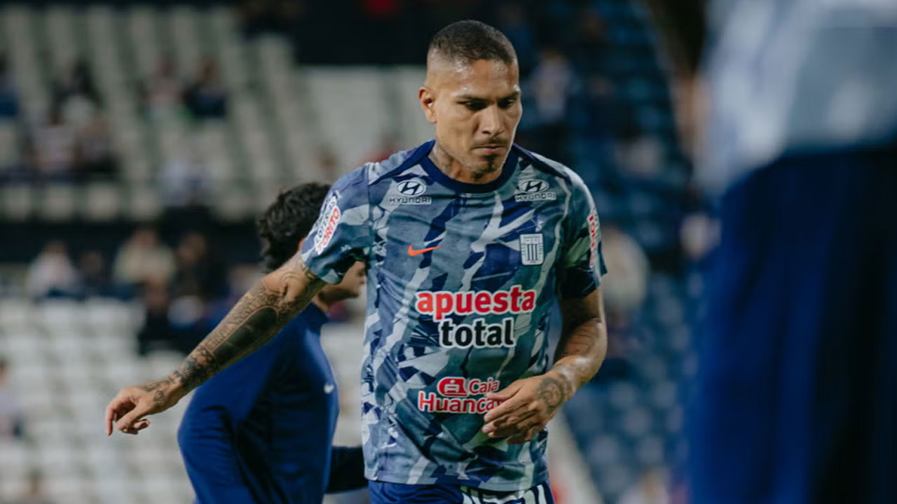 Representante de Paolo Guerrero niega sueldo de US$75 mil en Alianza Lima