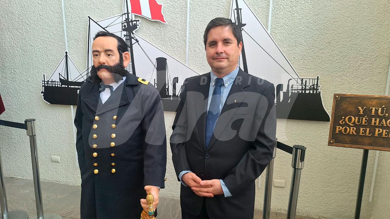 Crean escultura a escala real del almirante Miguel Grau
