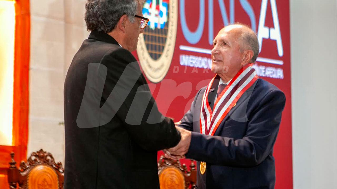 Rector de la UNSA, Richard Paredes, alista cambios luego de recibir transferencia