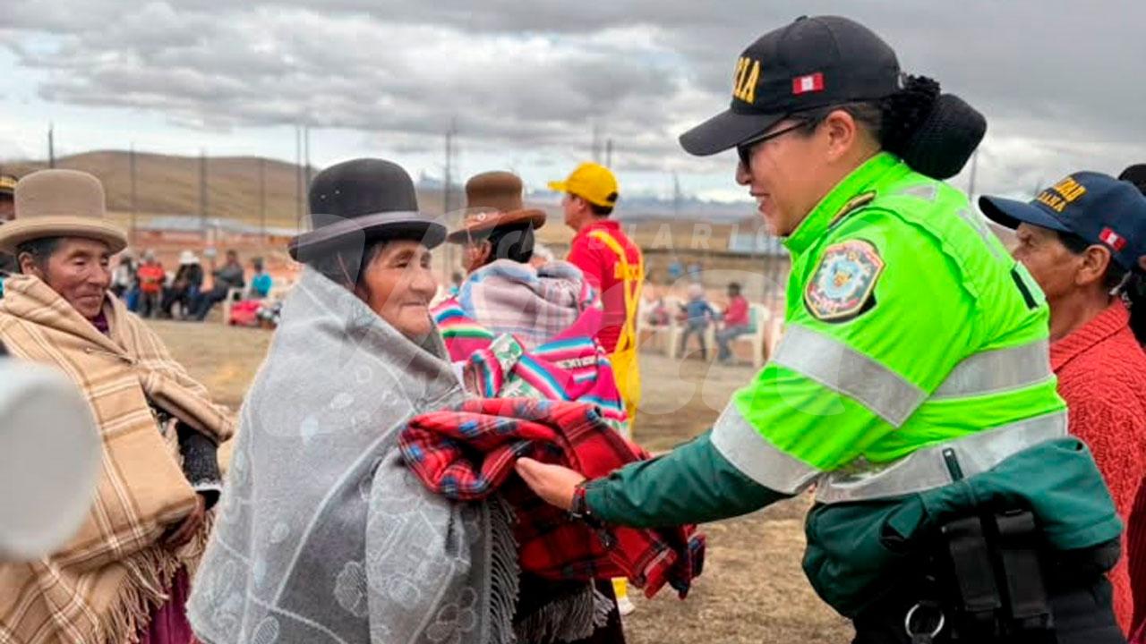 Región Policial de Puno en acción social