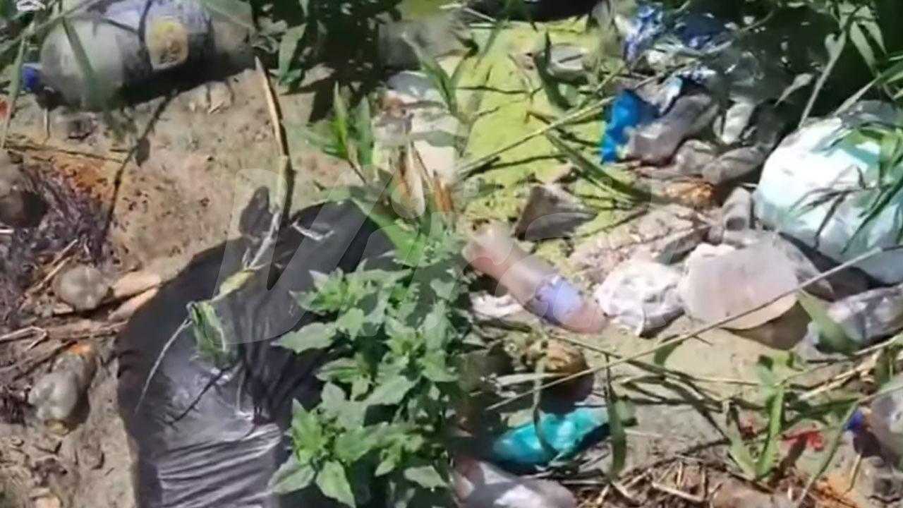 Alcalde de José María Químper expresa indignación por contaminación de canal