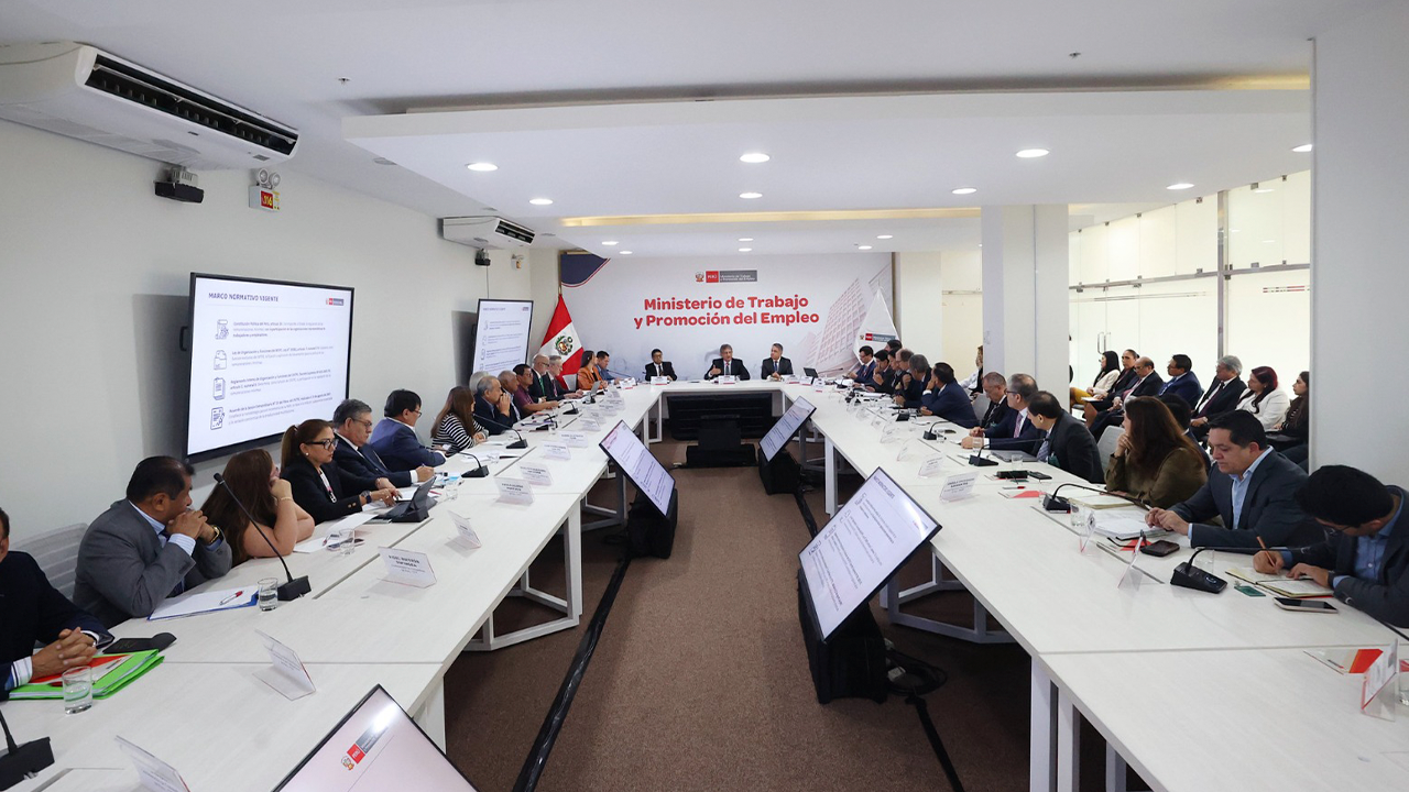 Sueldo mínimo en Perú: trabajadores y empleadores respaldan aumento a S/1300