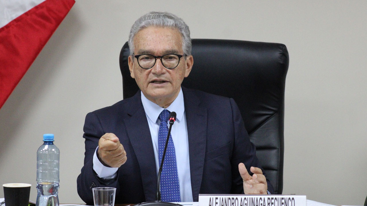 JNE ratifica sanción a congresista Aguinaga por violar neutralidad electoral