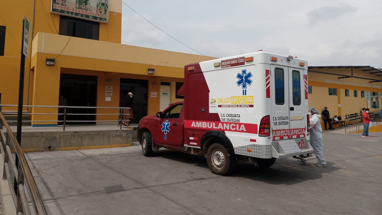 Mujer apuñala a su conviviente y lo deja grave