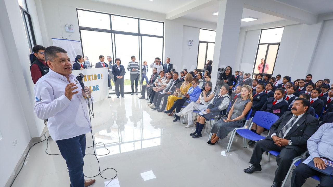 Entregan comedor a I. E. Juana Cervantes