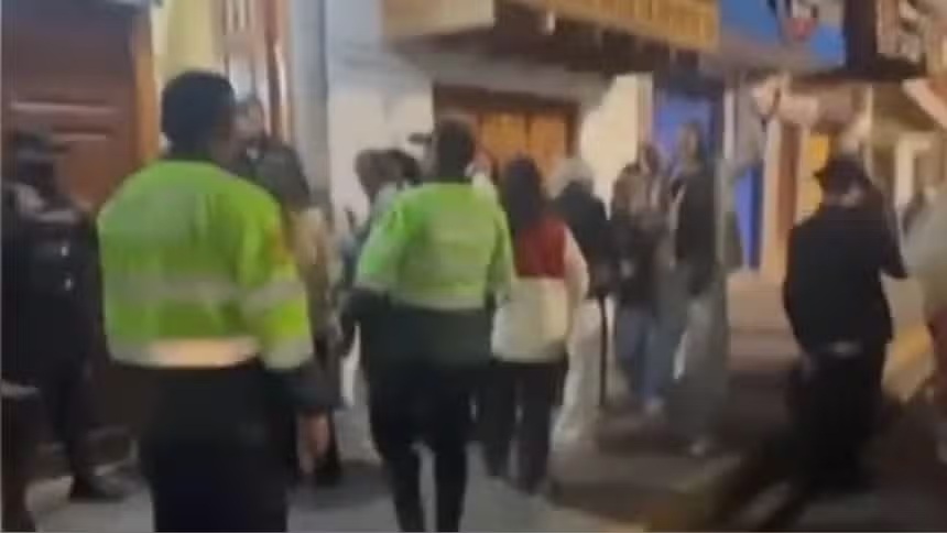 Local administrado por israelíes en Pisac operaba sin licencia municipal