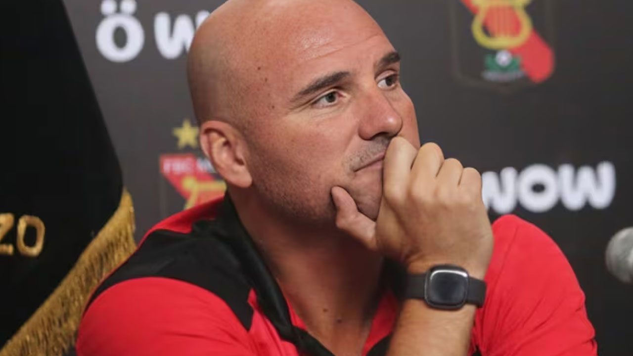 Bettocchi arremetió contra Velazco: “Tiene menos fútbol que una novela turca”