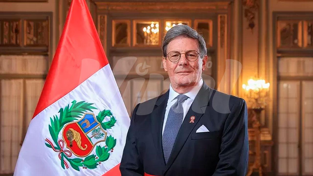 Rafael Rey renuncia al Ministro de Transportes y Comunicaciones por motivos de salud