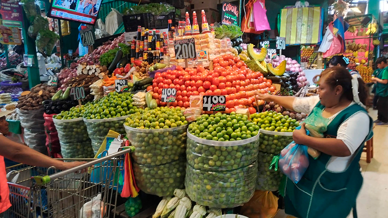 Arequipa: precio del pollo sube a S/9.50 y tomate llega a S/5 por kilo