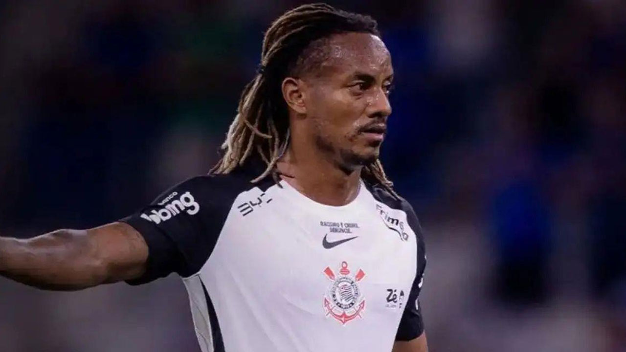 André Carrillo fue titular en el empate del Corinthians por el Brasileirao