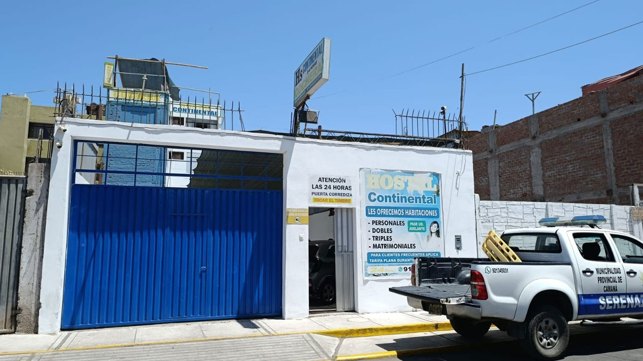 Hallan sin vida a adulto mayor en hotel 