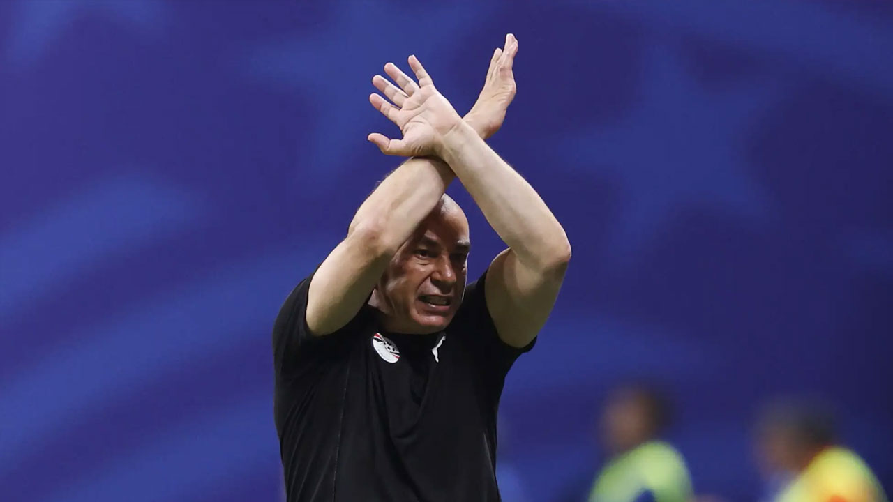 FIFA sanciona a técnicos y jugador de Egipto tras polémico duelo ante Argentina