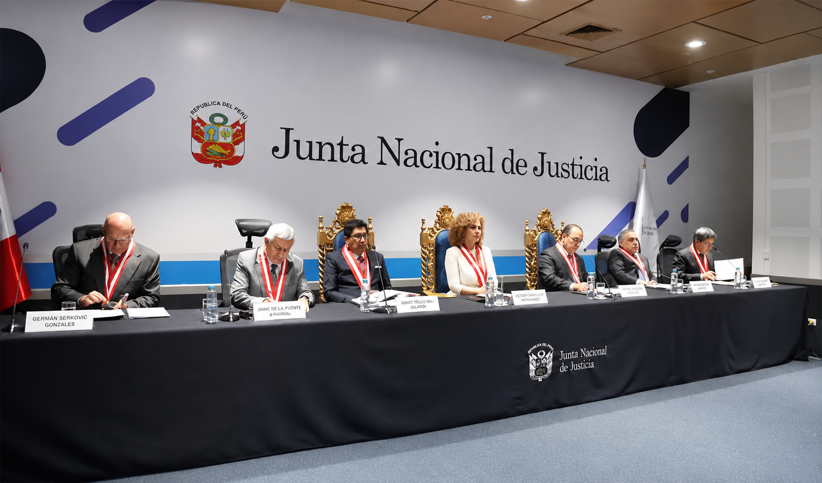 Piden a la JNJ deneter procesos contra jueces