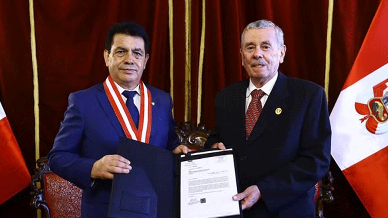 Fiscales rechazan proyecto de Gálvez y alertan riesgo a su independencia