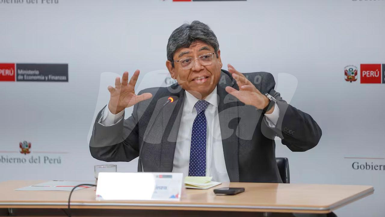 Elmer Cuba afirma que el Congreso le dio un «portazo» al Gobierno