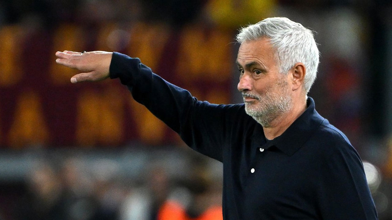 Mourinho destaca coraje del Real Madrid tras remontada ante Roma