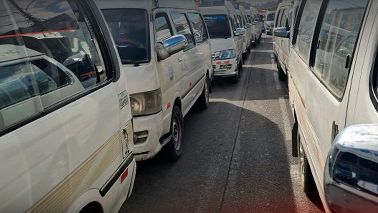 Ichuña impulsa reunión clave para mejorar transporte y seguridad vial