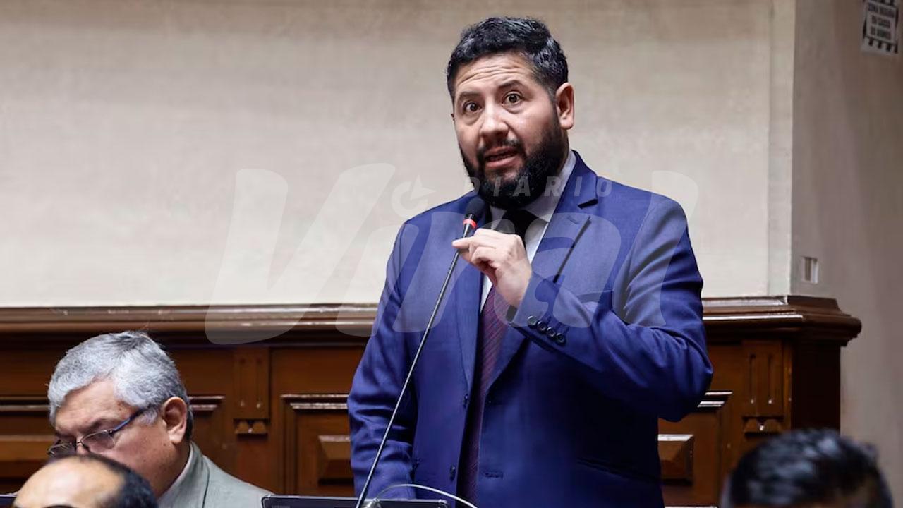César Holguín deja vocería de Ahora Nación por discrepancias