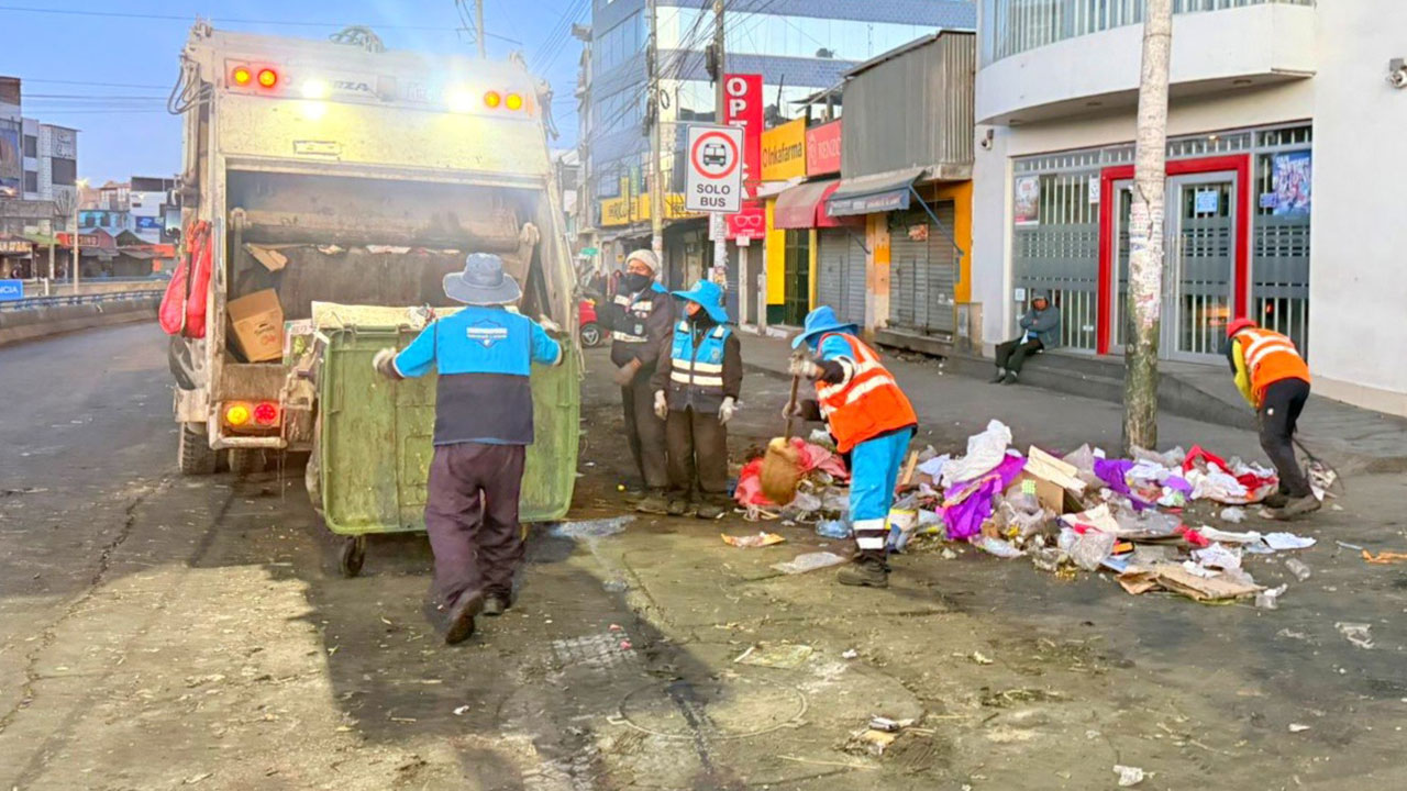 Recogen 200 toneladas de residuos en Avelino Cáceres - Diario Viral