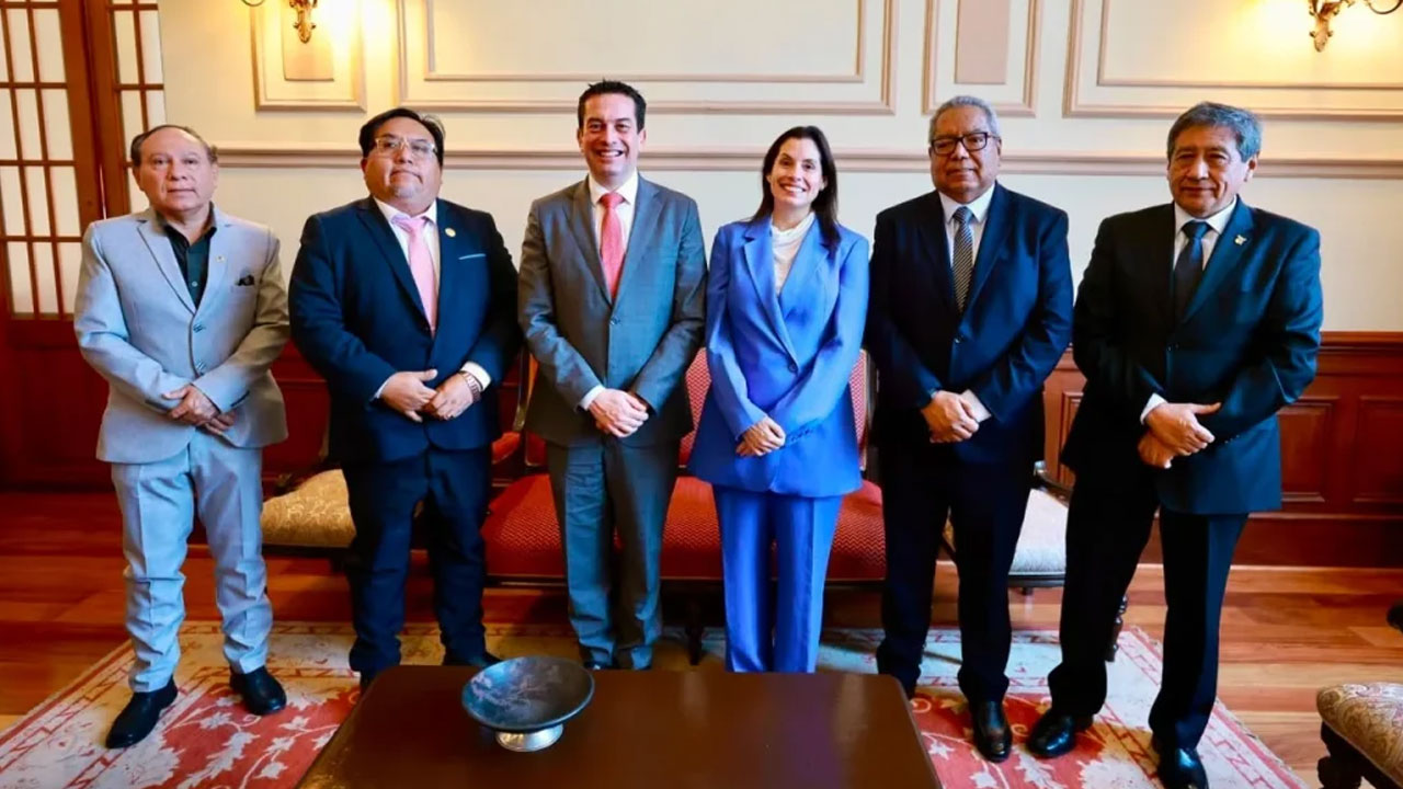 Perú impulsa comisión regional por El Niño en Parlamento Andino