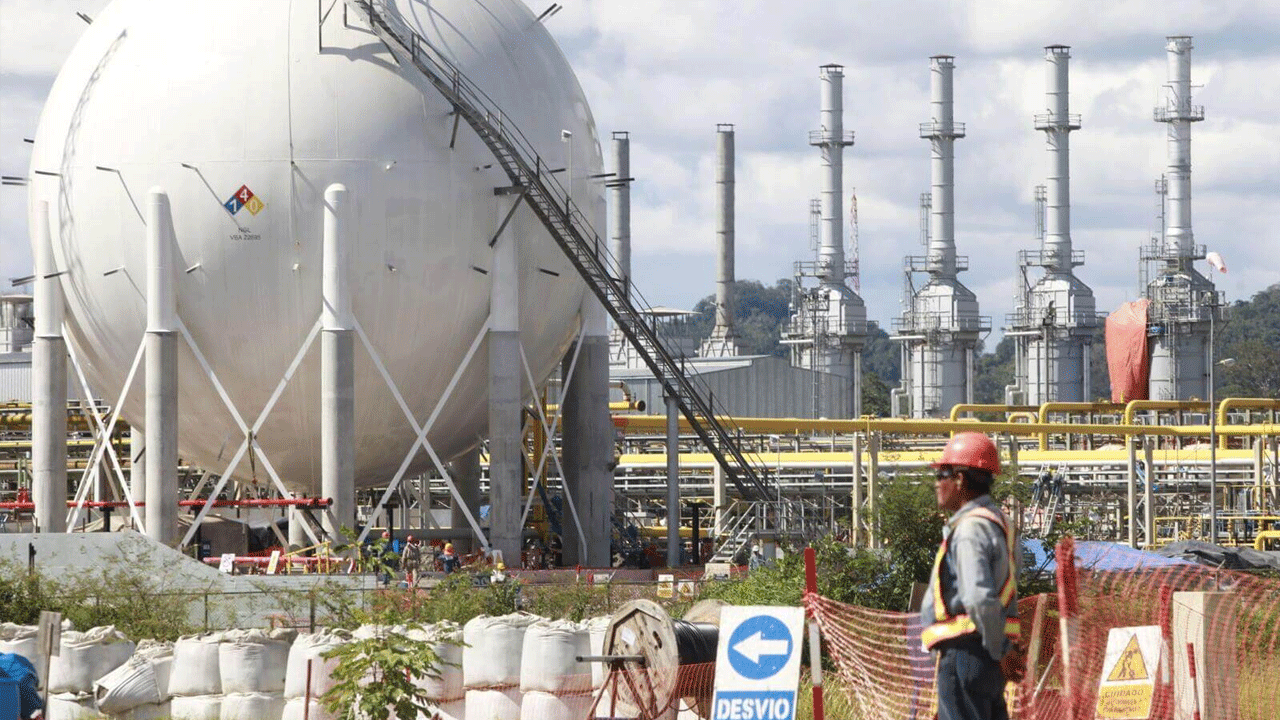 Emergencia en Camisea dispara precio de la electricidad y paraliza plantas a gas en Lima