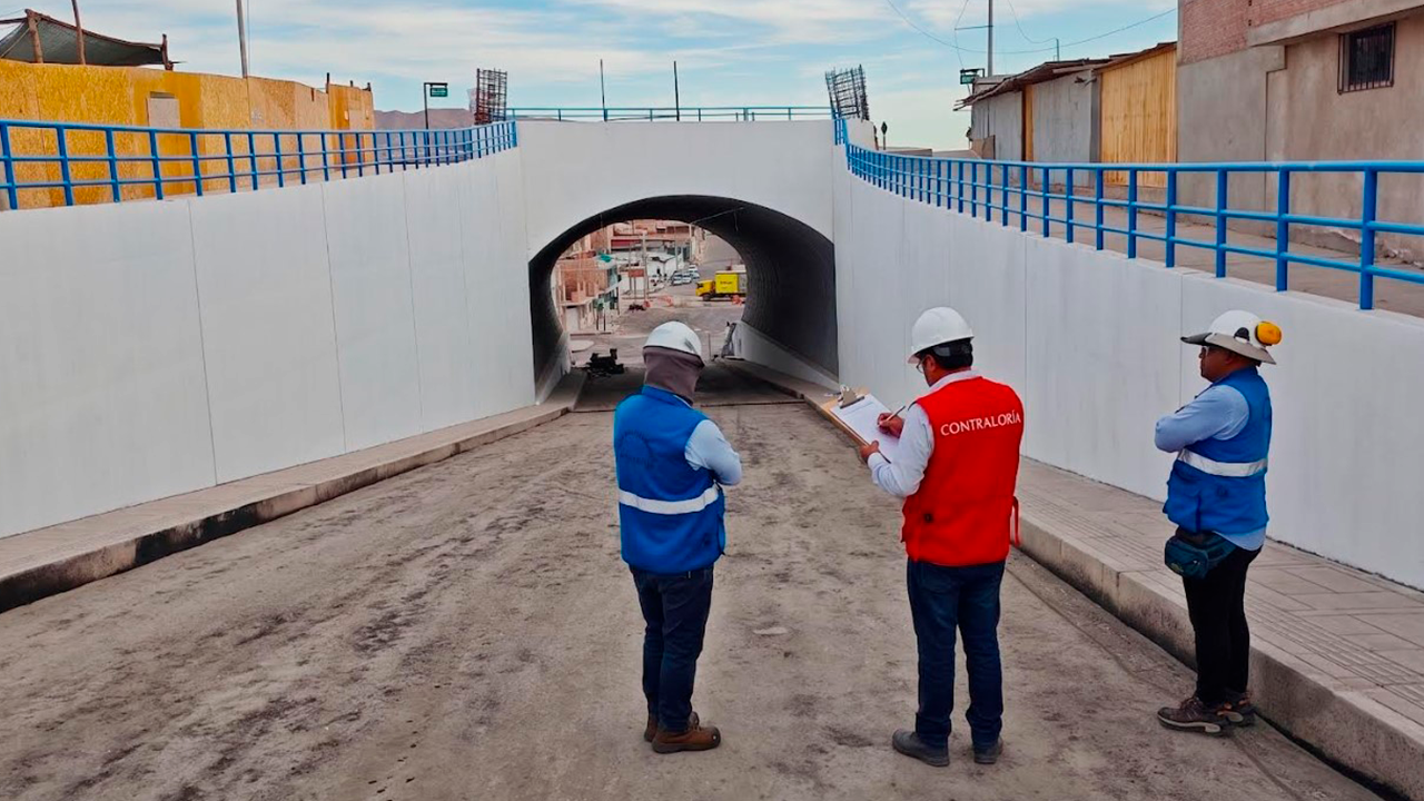 Contraloría alerta fallas estructurales en obra vial de S/25 millones en San Antonio