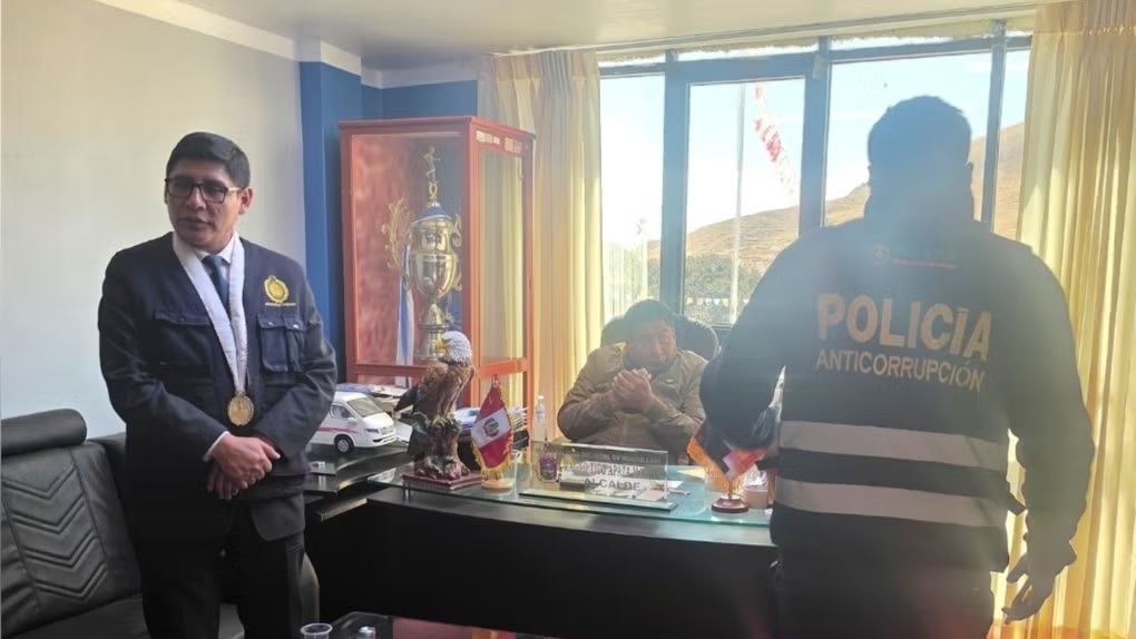 Alcalde de Huacullani recibe condena por exigir S/30 mil a proveedor municipal