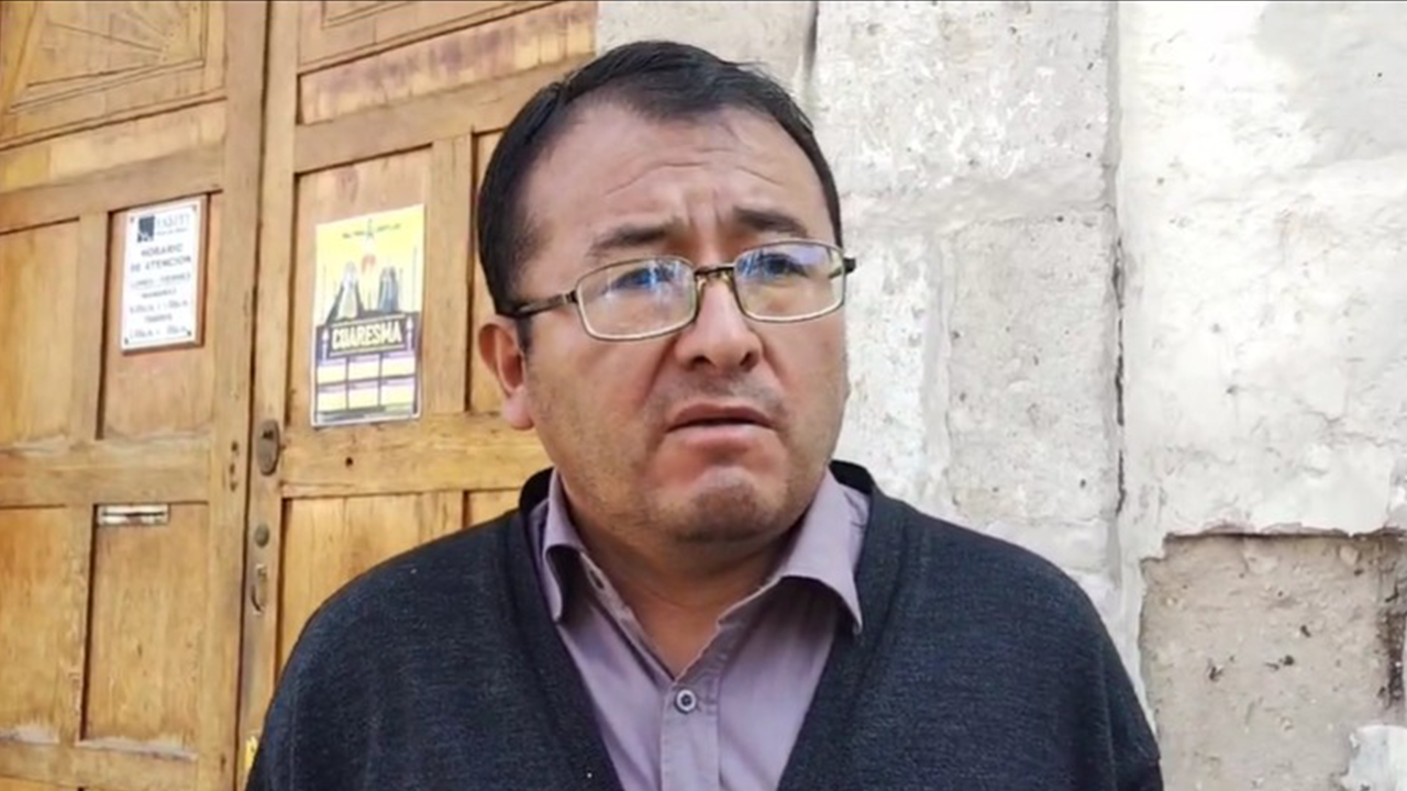 Arequipa: docente denuncia exclusión de concurso CAS para plaza en Omaped