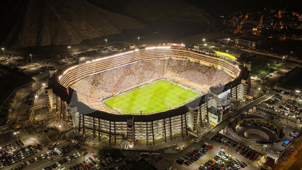 Polémica en el clásico: no respetan minuto de silencio por hincha fallecido en Matute