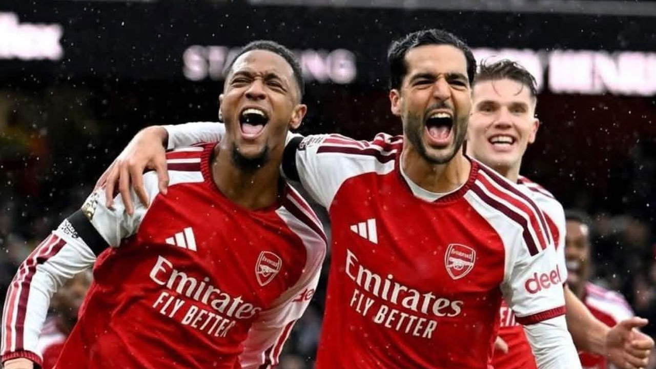 Arsenal líder tras nuevo triunfo en la Premier League