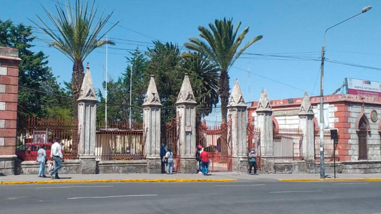 Huelga médica llegó a afectar el 95 % de las citas programadas en hospital Goyeneche