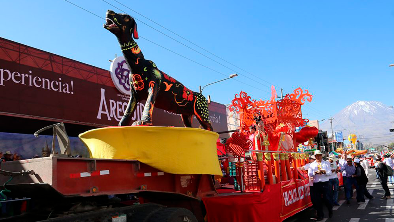 Conductores de carros alegóricos pasarán dosaje etílico antes del Corso de la Amistad en Arequipa
