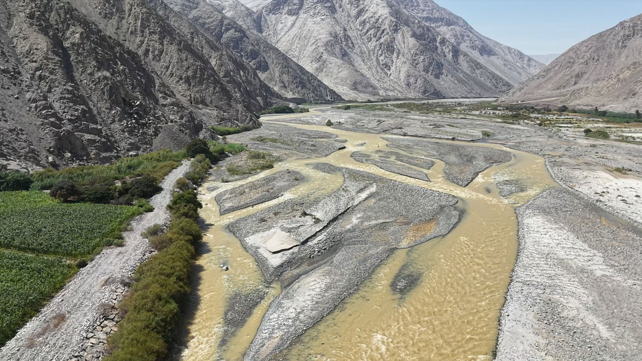 Continúa monitoreo en río Tambo