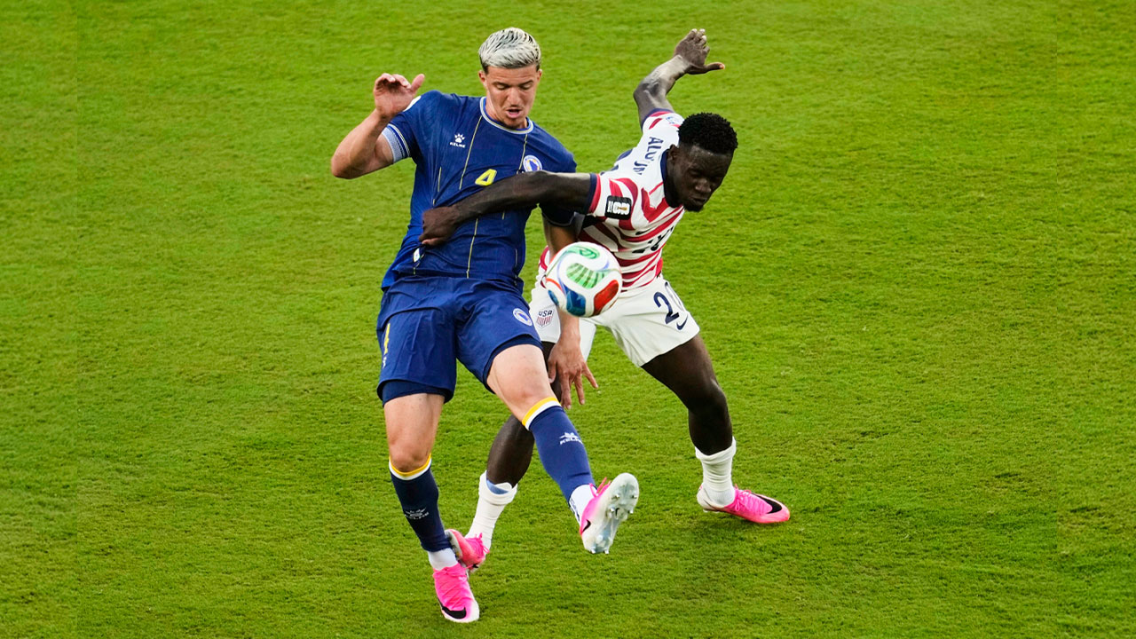 UEFA critica a la FIFA por revocar la tarjeta roja de Folarin Balogun en el Mundial 2026