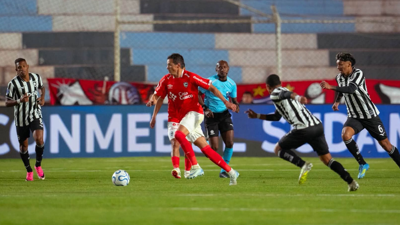 Cienciano rompe récord histórico tras aplastar a Botafogo